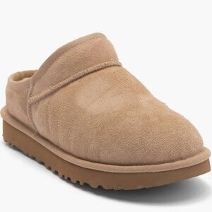 New UGG Classic Slipper Sand, US Size 8